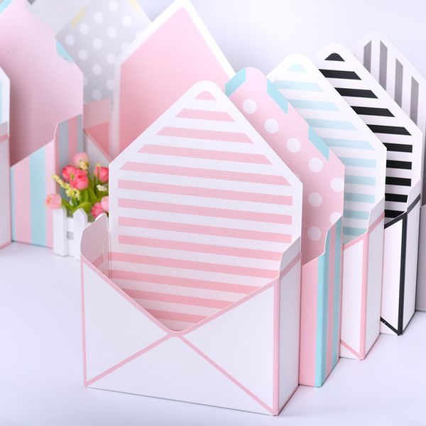 10pcs 20x7x14.5cm mini envelope type box creative korean flower bouquet floral hand-folded gift box flower ing
10pcs 20x7x14.5cm mini envelope type box creative korean flower bouquet floral hand-folded gift box flower ing