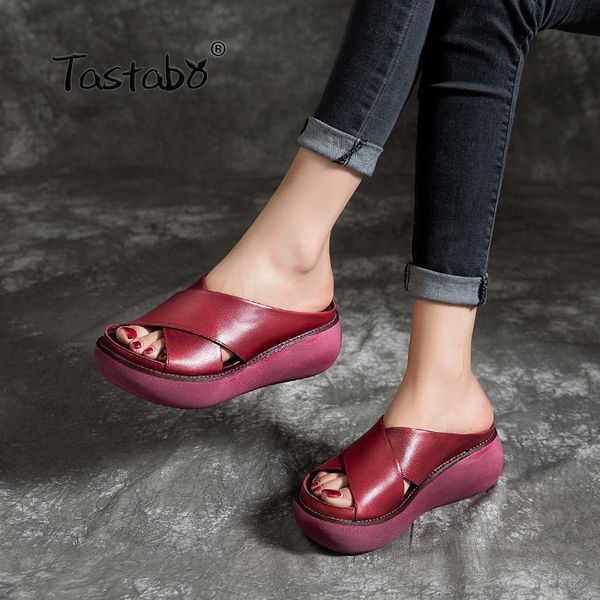 tastabo 100%genuine leather women's slippers wear-resistant outsole design red black s183-28 casual style beach shoes
tastabo 100%genuine leather women's slippers wear-resistant outsole design red black s183-28 casual style beach shoes