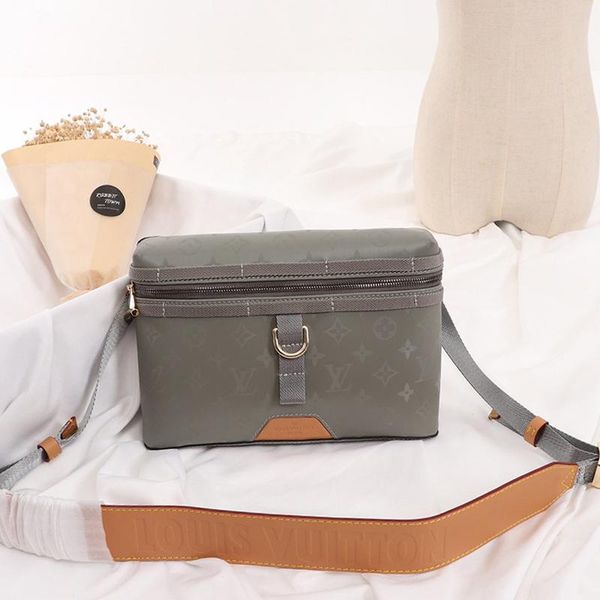 new arrival men bags drop ship leather fashion classic messenger bag zipper shoulder bags simple style men shoulder bags fast delivery
new arrival men bags drop ship leather fashion classic messenger bag zipper shoulder bags simple style men shoulder bags fast delivery