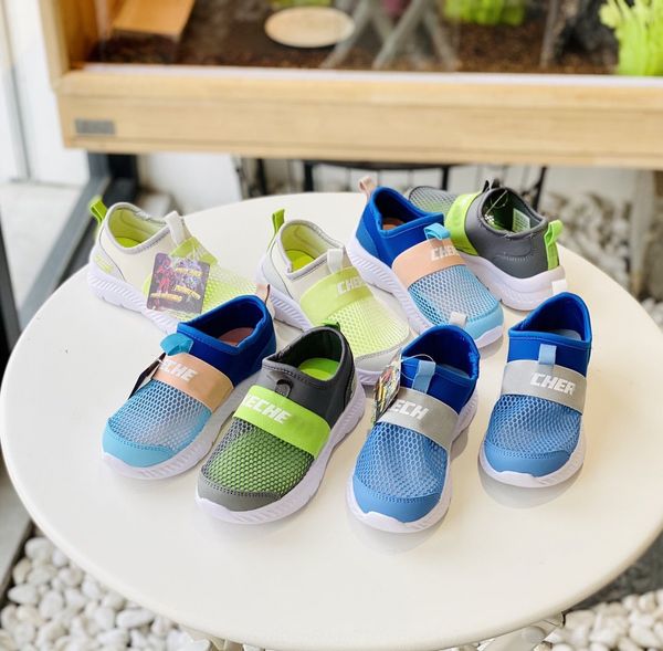 2020 new sports shoes sandals sports shoes boys' big net pedal sneakers comfortable breathable sandals for boys and girls, Black
2020 new sports shoes sandals sports shoes boys' big net pedal sneakers comfortable breathable sandals for boys and girls, Black