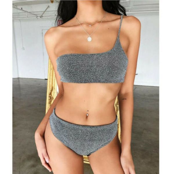 2020 women shiny sequined one shoulder bandage gold bikini set padded push up bra swimsuit bathing solid beachwear swimwear summer, White;black 
2020 women shiny sequined one shoulder bandage gold bikini set padded push up bra swimsuit bathing solid beachwear swimwear summer, White;black