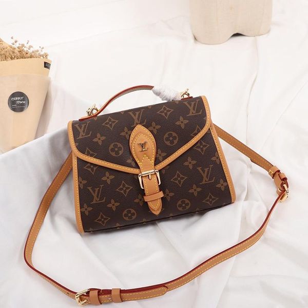 new arrival women bag leather shoulder small flap crossbody handbags handle tote messenger bags sac bandouli ère with origin box
new arrival women bag leather shoulder small flap crossbody handbags handle tote messenger bags sac bandouli ère with origin box
