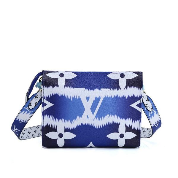 fashion women leather clutch bag toilet pouch crossbody bags drop ship ladies totes zipper messenger bag retro type shoulder bags handbag
fashion women leather clutch bag toilet pouch crossbody bags drop ship ladies totes zipper messenger bag retro type shoulder bags handbag