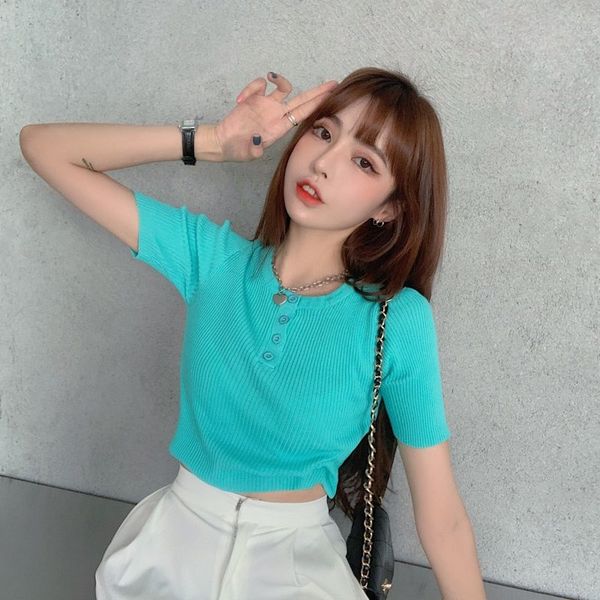 fashion western style knitwear 2020 summer new simple and versatile age-reducing slim slimming short short-sleeved shirt women, White 
fashion western style knitwear 2020 summer new simple and versatile age-reducing slim slimming short short-sleeved shirt women, White