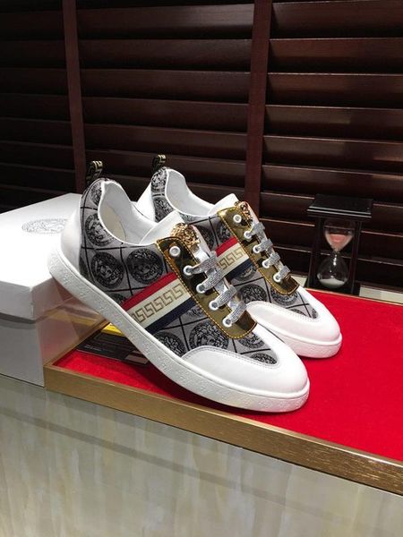 2019r summer new men's printed shoes, trend with small white shoes, fashion wild sports shoes, original box packaging 38-4411, Black
2019r summer new men's printed shoes, trend with small white shoes, fashion wild sports shoes, original box packaging 38-4411, Black