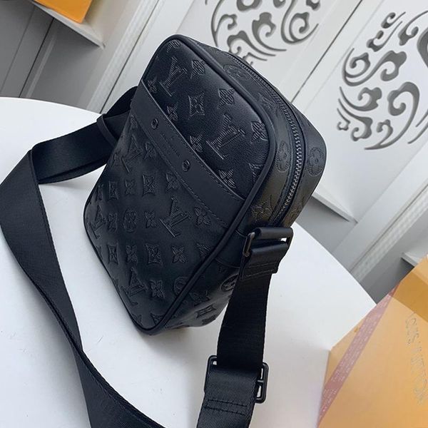 drop ship mens bag bolsa de hombro fashion design crossbody bag leather shoulder bags retro style zipper men new arrival crossbody bags
drop ship mens bag bolsa de hombro fashion design crossbody bag leather shoulder bags retro style zipper men new arrival crossbody bags