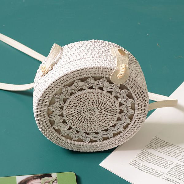 white hollow out vintage women rattan bag woven handmade pu leather straps shoulder bags 2020 ladies flower crossbody bag
white hollow out vintage women rattan bag woven handmade pu leather straps shoulder bags 2020 ladies flower crossbody bag