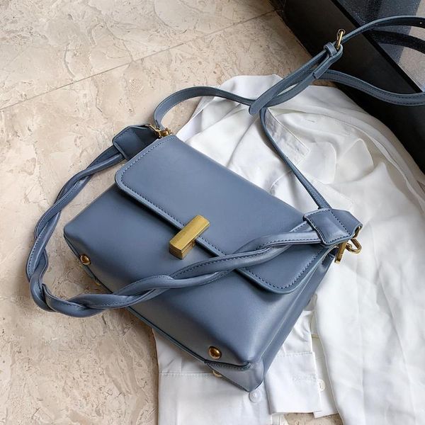 rope shoulder strap small pu leather crossbody bags for women 2020 fashion solid color simple small travel shoulder handbags
rope shoulder strap small pu leather crossbody bags for women 2020 fashion solid color simple small travel shoulder handbags