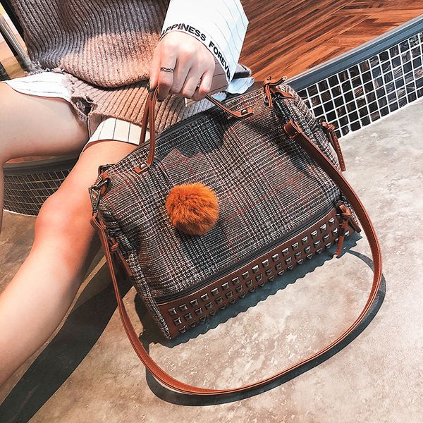 korean style new all-match portable big bag autumn and winter women's shoulder bag woolen plaid motorcycle simple wind
korean style new all-match portable big bag autumn and winter women's shoulder bag woolen plaid motorcycle simple wind