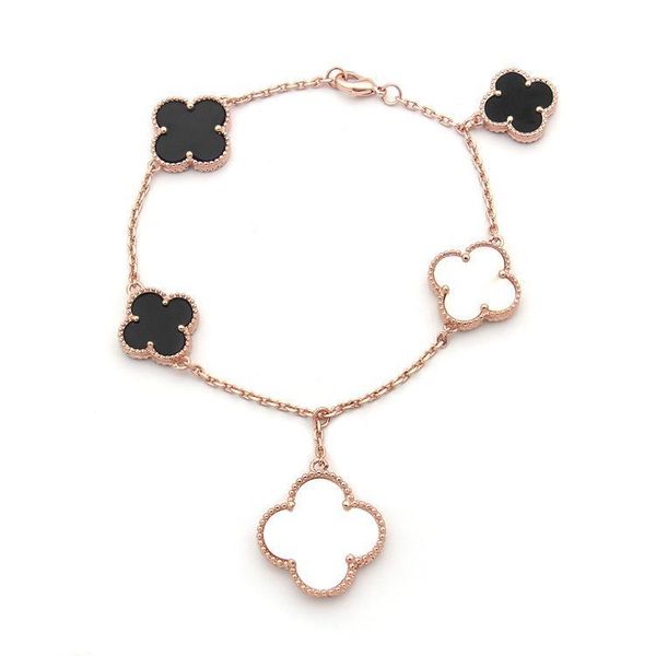 2020 designer wholesale big and small flowers, four leaf grass bracelet, lady's black and white shell, six flower bracelet
2020 designer wholesale big and small flowers, four leaf grass bracelet, lady's black and white shell, six flower bracelet