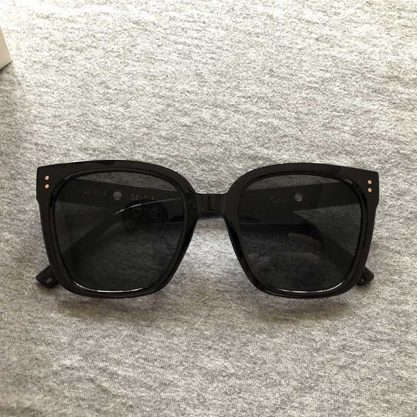 sunglasses 2021 brand korea jennie cooperation gm fashion women elegant frame vintage lady sun glasses kuku, White;black
sunglasses 2021 brand korea jennie cooperation gm fashion women elegant frame vintage lady sun glasses kuku, White;black