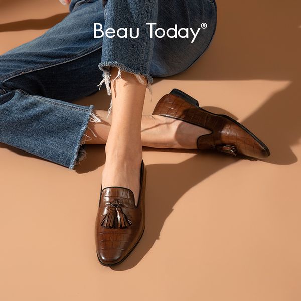 beautoday loafers women calfskin leather alligator pattern fringe slip on waxing round toe retro casual ladies flat shoes 27278, Black
beautoday loafers women calfskin leather alligator pattern fringe slip on waxing round toe retro casual ladies flat shoes 27278, Black