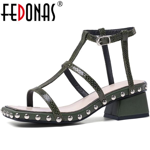 fedonas 2020 metal rivets summer sandals thick heels pumps party ladies shoes genuine leather rome shoes woman, Black 
fedonas 2020 metal rivets summer sandals thick heels pumps party ladies shoes genuine leather rome shoes woman, Black
