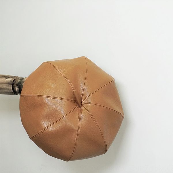 shaped oil skin three-color painter pumpkin hat children's fashion all-match big head small painter's hat beret beret size, Blue;gray
shaped oil skin three-color painter pumpkin hat children's fashion all-match big head small painter's hat beret beret size, Blue;gray