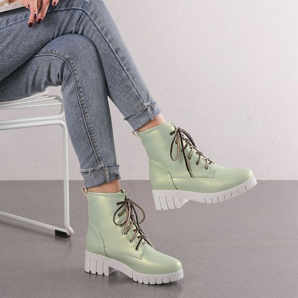 2020 soft pu yellow green pink woman boots round toe cross-tied lace-up winter boots women platform chunky heels, Black
2020 soft pu yellow green pink woman boots round toe cross-tied lace-up winter boots women platform chunky heels, Black