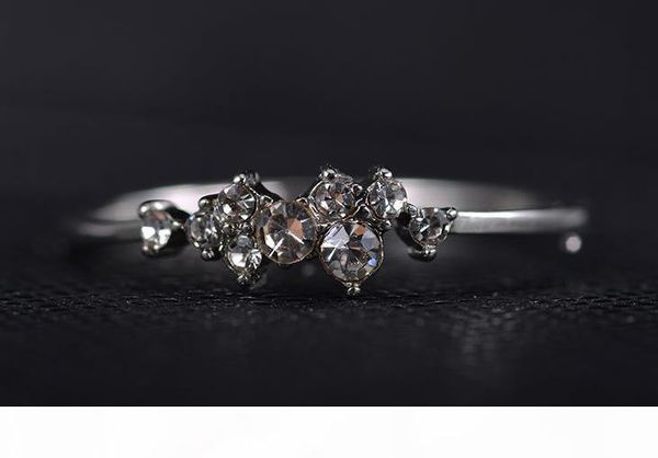 горячий новый плакировкой 18k желтое золото кольца с бриллиантами nine diamonds женские tail ювелирные изделия кольца, Golden;silver
горячий новый плакировкой 18k желтое золото кольца с бриллиантами nine diamonds женские tail ювелирные изделия кольца, Golden;silver