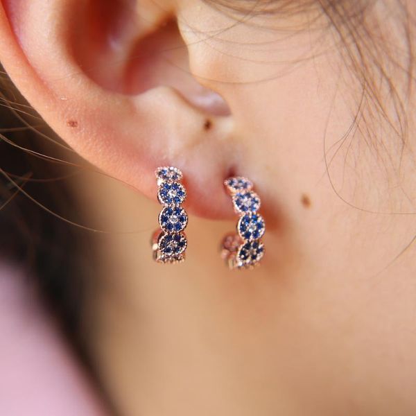 classic design romantic jewelry 2020 3 colors cubic zirconia stone stud lucky earrings for women elegant wedding jewelry, Golden;silver
classic design romantic jewelry 2020 3 colors cubic zirconia stone stud lucky earrings for women elegant wedding jewelry, Golden;silver