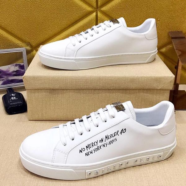 low men 's shoes fast delivery breathable design luxury fashion new arrival lace -up men sports shoes chaussures de sport pour hom
low men 's shoes fast delivery breathable design luxury fashion new arrival lace -up men sports shoes chaussures de sport pour hom