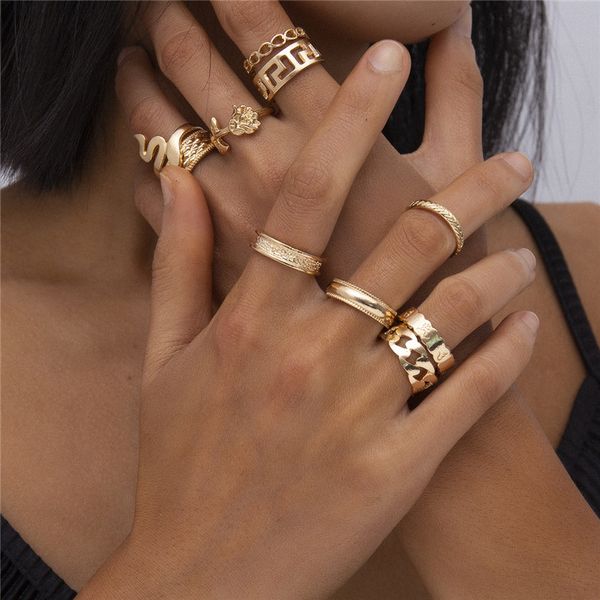 10sets/lot 10 piece hollow out circle ring set snake rose rhombus design finger rings for women punk popular hand jewelry sets wholesale, Golden;silver
10sets/lot 10 piece hollow out circle ring set snake rose rhombus design finger rings for women punk popular hand jewelry sets wholesale, Golden;silver