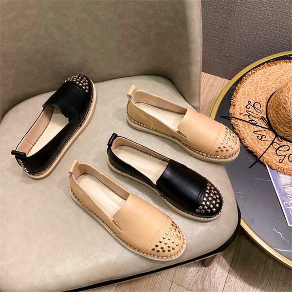 autumn new thick bottom increased ladies flat heel shoes black apricot rivet shoes ladies casual
autumn new thick bottom increased ladies flat heel shoes black apricot rivet shoes ladies casual
