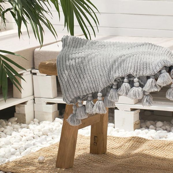 fringe hairball acrylic knitted tassel blanket popular home accessories sofa cover blankets bed napkin ball covers
fringe hairball acrylic knitted tassel blanket popular home accessories sofa cover blankets bed napkin ball covers