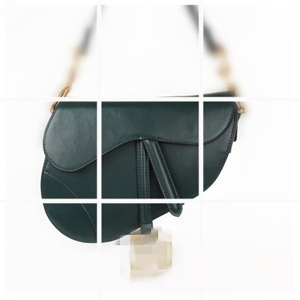 2020 new fashion classic ladies shoulder bag saddle bag fashion metal letter handbag style awesome accessories m030
2020 new fashion classic ladies shoulder bag saddle bag fashion metal letter handbag style awesome accessories m030