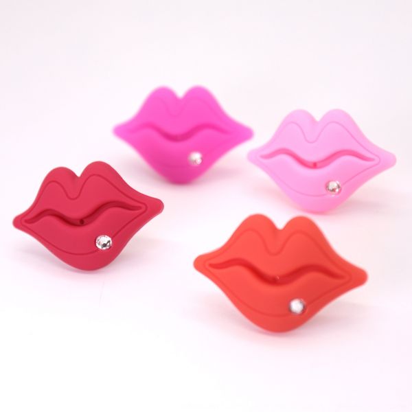 2020 new silicone with diamond red lip baby pacifier infant thumb beard funny silicone nipple nipple pacifier
2020 new silicone with diamond red lip baby pacifier infant thumb beard funny silicone nipple nipple pacifier