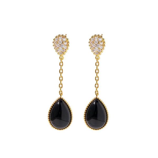 luxury fashion new brand black and white/red/green pendant water drops agate long earrings for women charm earrings jewelry, Golden;silver
luxury fashion new brand black and white/red/green pendant water drops agate long earrings for women charm earrings jewelry, Golden;silver