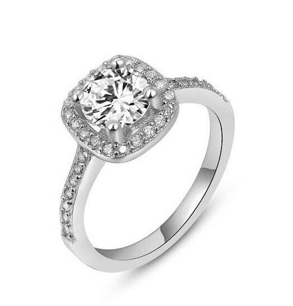 2020 designer wedding ring zirconia crystal ring, female wedding ring made of swarovski elements, high quality, Slivery;golden
2020 designer wedding ring zirconia crystal ring, female wedding ring made of swarovski elements, high quality, Slivery;golden