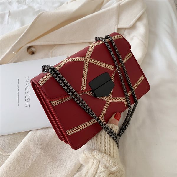 цепные сумки для женщин 2020 новая мода luxury малый мешки плеча высокого качества pu кожаный дамы закрылков crossbody сумка red
цепные сумки для женщин 2020 новая мода luxury малый мешки плеча высокого качества pu кожаный дамы закрылков crossbody сумка red