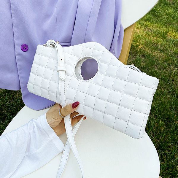 new original design fashion diamond handbag & elegant shoulder bag crossbody bag width 30cm height 18cm thickness 5cm
new original design fashion diamond handbag & elegant shoulder bag crossbody bag width 30cm height 18cm thickness 5cm