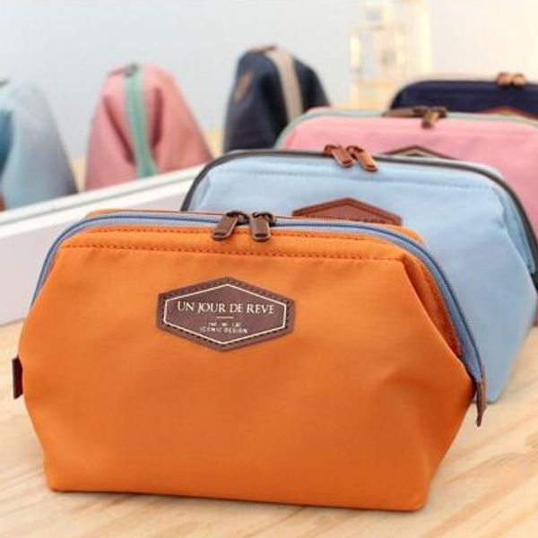 korean simple fashion cosmetic steel wire wire portable cute wash bag steel frame cosmetic bag
korean simple fashion cosmetic steel wire wire portable cute wash bag steel frame cosmetic bag