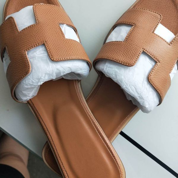 2020 new slippers sandals flat shoe real leather slides slippers sandals huaraches loafers scuffs for woman eu:35-4089, Black
2020 new slippers sandals flat shoe real leather slides slippers sandals huaraches loafers scuffs for woman eu:35-4089, Black