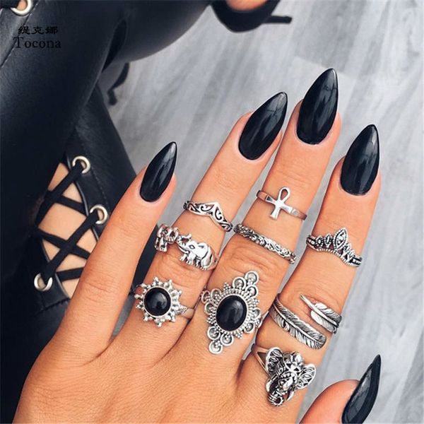 9pcs/set bohemia antique silver color elephant leaf sun carved rings sets opal stone knuckle rings for women jewelry 5775, Golden;silver
9pcs/set bohemia antique silver color elephant leaf sun carved rings sets opal stone knuckle rings for women jewelry 5775, Golden;silver