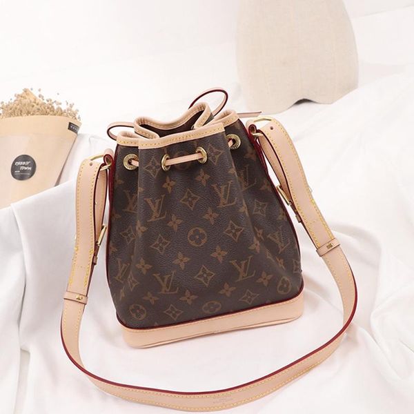 fast delivery women bag luxury designer shoulder bags women leather bucket bag handbag drawstring shoulder bag bucket crossbody bags sale
fast delivery women bag luxury designer shoulder bags women leather bucket bag handbag drawstring shoulder bag bucket crossbody bags sale