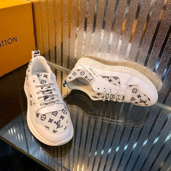 new21 design high-quality casual men's shoes fashion all-match sports shoes comfortable and breathable travel shoes original box packag, Black
new21 design high-quality casual men's shoes fashion all-match sports shoes comfortable and breathable travel shoes original box packag, Black