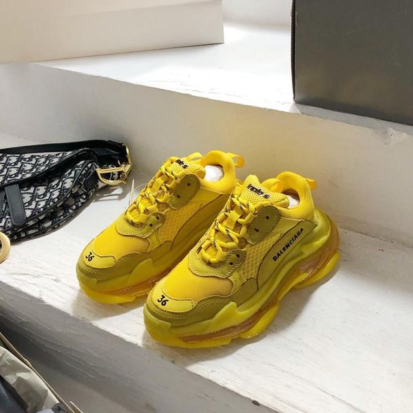 2020aw designer to create casual and comfortable all-match sports shoes, travel shoes outsole non-slip design with original box delivery, Black
2020aw designer to create casual and comfortable all-match sports shoes, travel shoes outsole non-slip design with original box delivery, Black