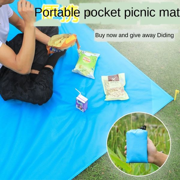 outdoor travel camping portable pocket picnic waterproof lawn meal meal portable moisture-proof mat outing beach mat 
outdoor travel camping portable pocket picnic waterproof lawn meal meal portable moisture-proof mat outing beach mat