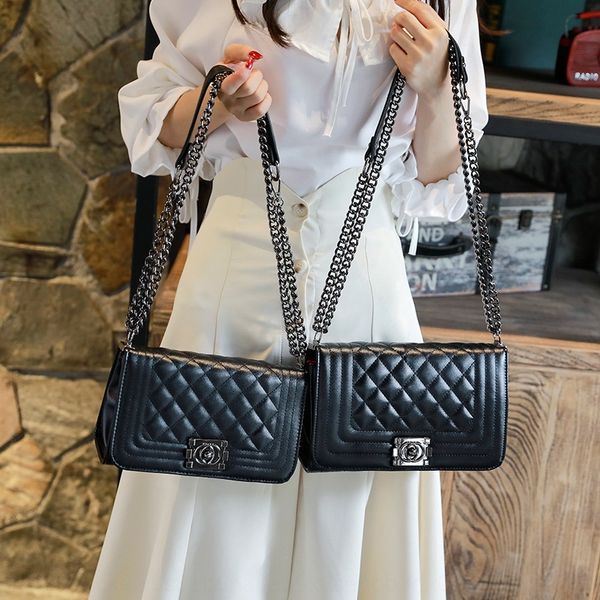 mom with lingge 2020 new korean fashion all-match chain hand chain guangzhou women's bag shoulder slant hand bag
mom with lingge 2020 new korean fashion all-match chain hand chain guangzhou women's bag shoulder slant hand bag