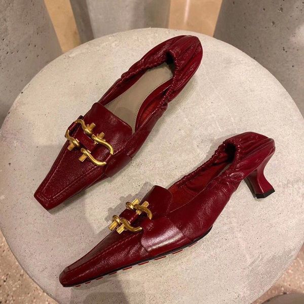 fashion brand women pump high quatliy leather med heel shoes slip on loafers 5cm point toe party sandals office lady dress shoes, Black
fashion brand women pump high quatliy leather med heel shoes slip on loafers 5cm point toe party sandals office lady dress shoes, Black