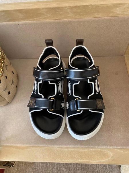 ss20 new famous brand women's shoes sports shoes archlight sports sandals velcro high heel sandals exaggerated embroidered sneakers wit
ss20 new famous brand women's shoes sports shoes archlight sports sandals velcro high heel sandals exaggerated embroidered sneakers wit