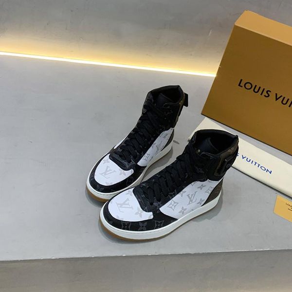 0222 high-quality men's casual sports shoes and designer luxury outdoor casual shoes, the original box size is 38-45, Black
0222 high-quality men's casual sports shoes and designer luxury outdoor casual shoes, the original box size is 38-45, Black