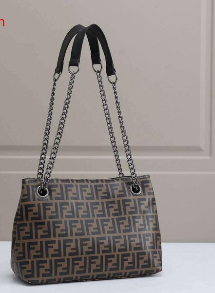 famous ff brand fêndì designer fashion luxury ladies small chain shoulder bags messenger bag women crossbody ing, Black;brown
famous ff brand fêndì designer fashion luxury ladies small chain shoulder bags messenger bag women crossbody ing, Black;brown