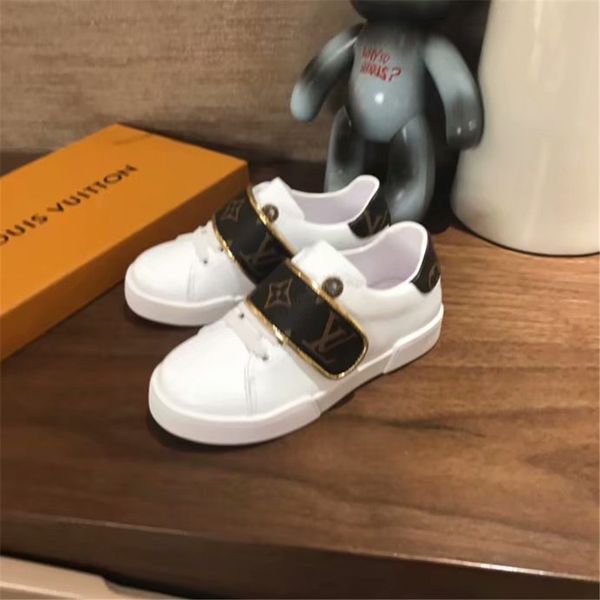 new brand kids shoes girls sport shoes boys sneakers summer leather fabric breathable running shoes children casual sneakers white autumn, Black;red
new brand kids shoes girls sport shoes boys sneakers summer leather fabric breathable running shoes children casual sneakers white autumn, Black;red