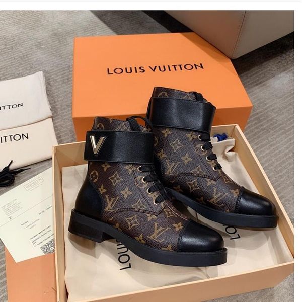 12 designer luxury casual fashion short boots, outdoor casual travel shoes, fast delivery, original box, Black
12 designer luxury casual fashion short boots, outdoor casual travel shoes, fast delivery, original box, Black
