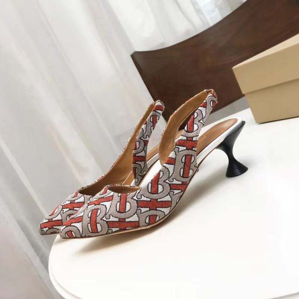 woman sandals slippers shoes slippers sandals slippers casual shoes trainers shoes slide eu:35-39 with box 04bl1553, Black
woman sandals slippers shoes slippers sandals slippers casual shoes trainers shoes slide eu:35-39 with box 04bl1553, Black