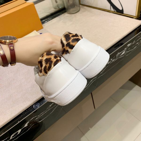 2020 arrival fashion men women casual shoes leopard print designer sneakers shoes high white genuine leather classic flower shoes 35-45, Black
2020 arrival fashion men women casual shoes leopard print designer sneakers shoes high white genuine leather classic flower shoes 35-45, Black