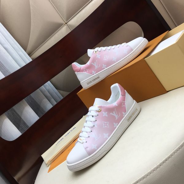 2020ss women's leather shoes sports shoes classic flat casual shoes famous brand design frontrow sneaker fashion and original box 35-40
2020ss women's leather shoes sports shoes classic flat casual shoes famous brand design frontrow sneaker fashion and original box 35-40