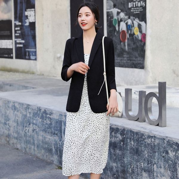 new cropped sleeve small suit for coat coat women 2019 fashion casual short thin elegant suit fashion, White;black
new cropped sleeve small suit for coat coat women 2019 fashion casual short thin elegant suit fashion, White;black