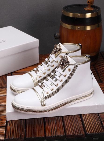 2020 new fashion trend leather men's shoes high-casual shoes, fashion versatile comfortable outdoor sports shoes, original box deli
2020 new fashion trend leather men's shoes high-casual shoes, fashion versatile comfortable outdoor sports shoes, original box deli